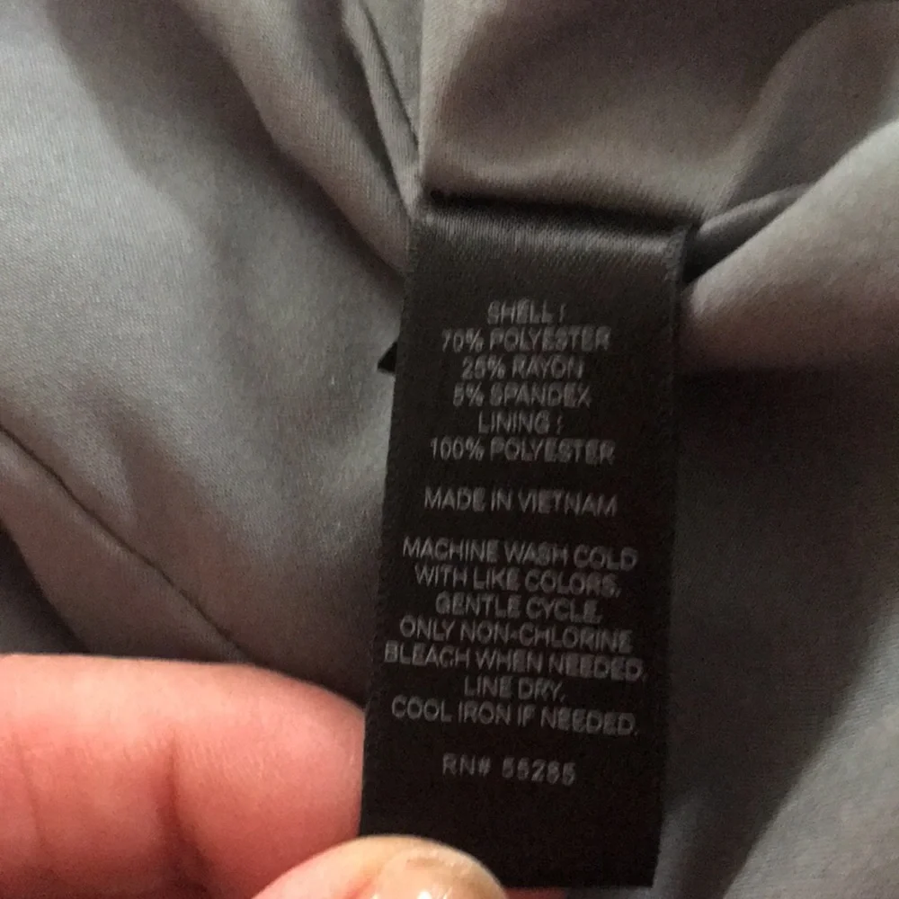 Express Skirt , size 2 in good condition - Picture 5 of 5